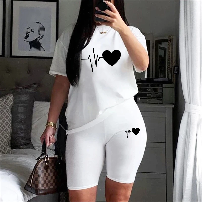 Home Gym Outfit - Heart Print Womens Shorts&Tee Casual Sporty