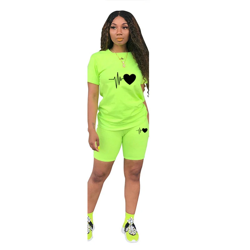 Heart Print Womens Shorts&Tee  - Home Gym Outfit reseña y precio